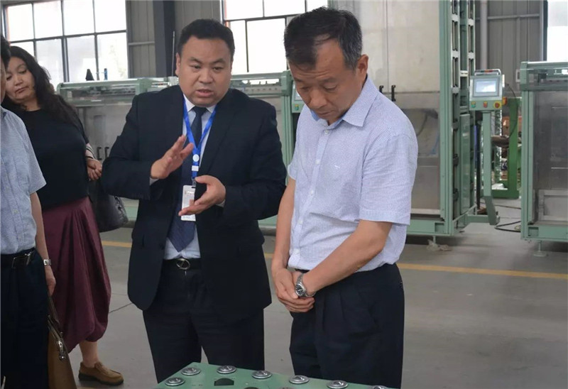 湘潭市政协调研组莅临傲派自动化